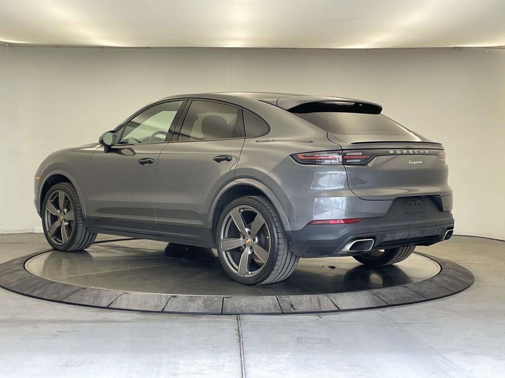 Porsche Cayenne 2021