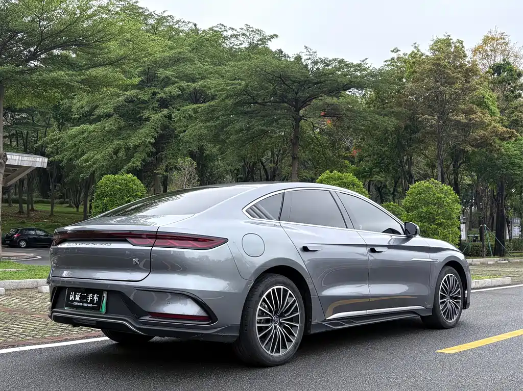 BYD Han 2024