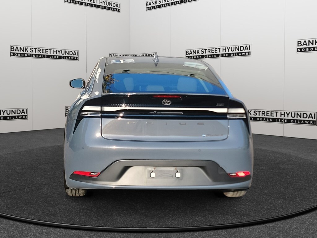 Toyota Prius 2024