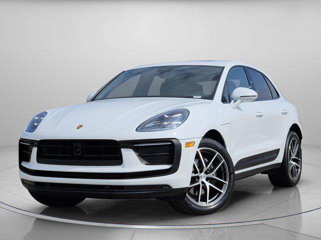 Porsche Macan 2025