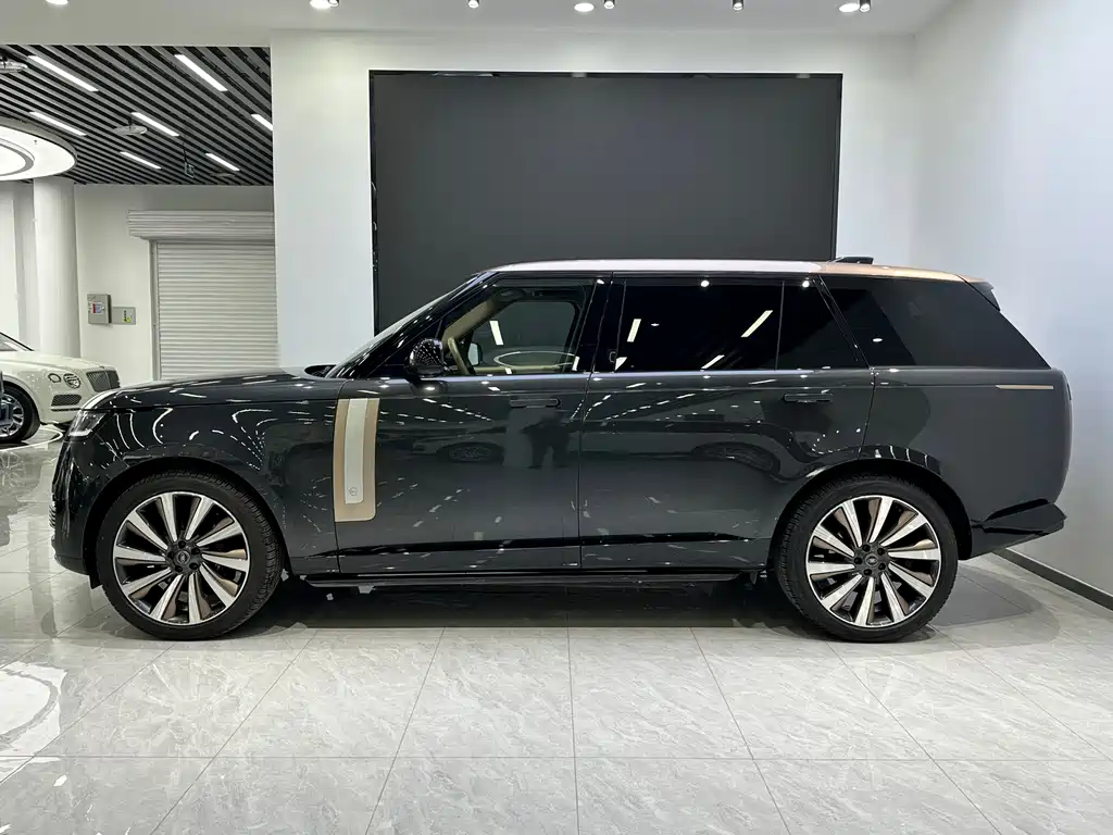 Land Rover Range Rover 2023