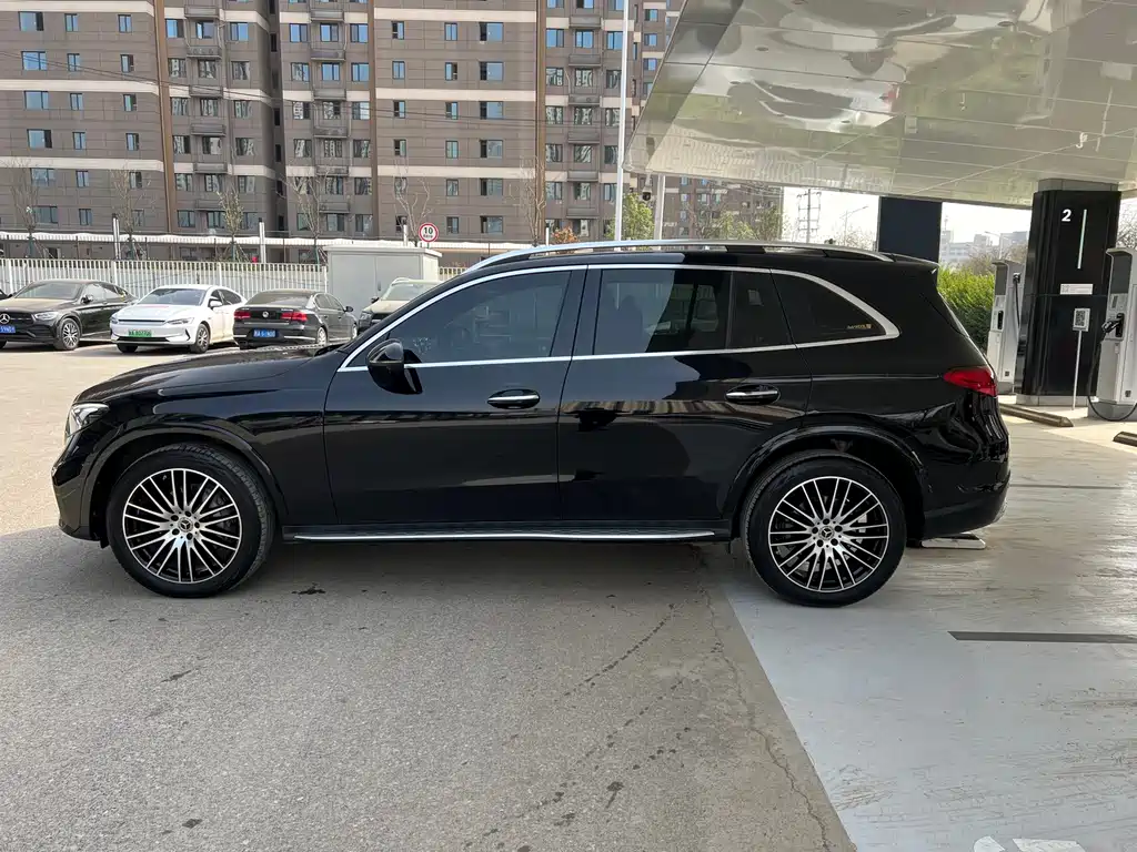 Mercedes-Benz GLC 2024
