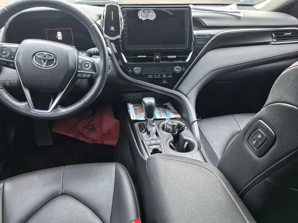 Toyota Camry 2022