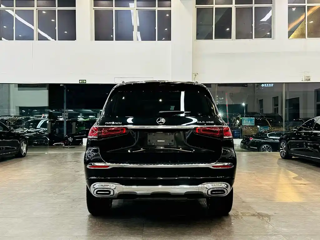 Mercedes-Benz GLS 2023