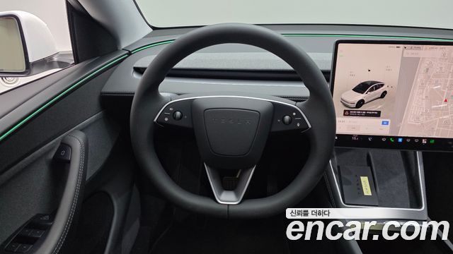 Tesla Model Y 2025