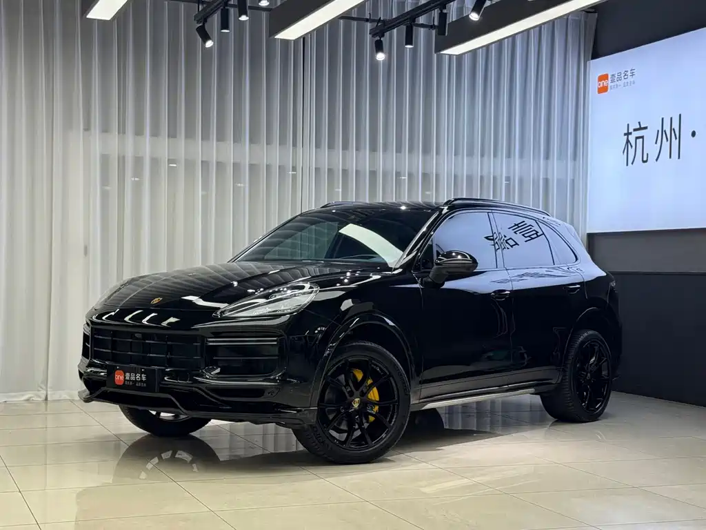 Porsche Cayenne 2023
