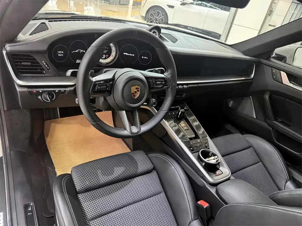 Porsche 911 2022