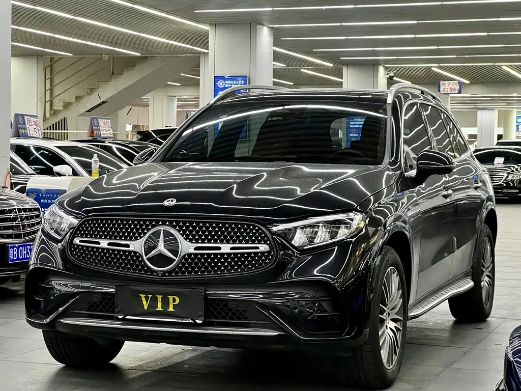 Mercedes-Benz GLC 2025