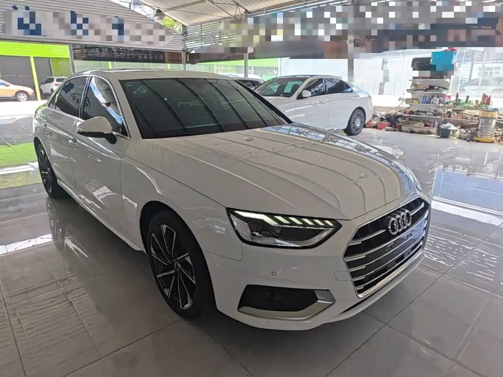 Audi A4 2022