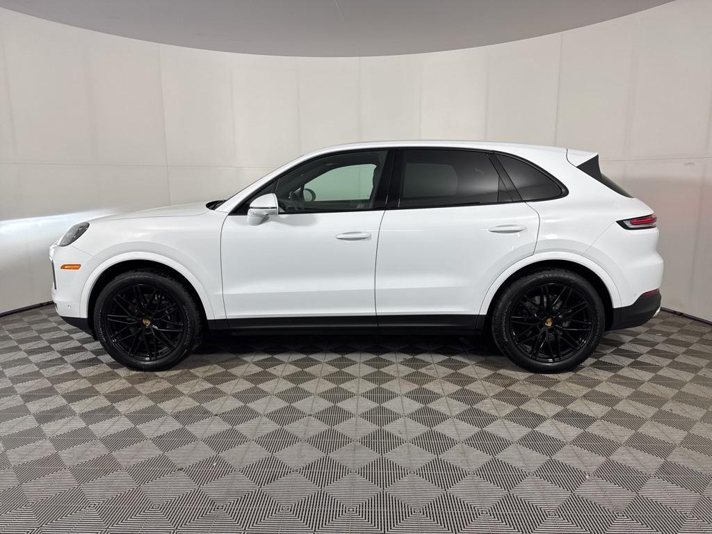 Porsche Cayenne 2024