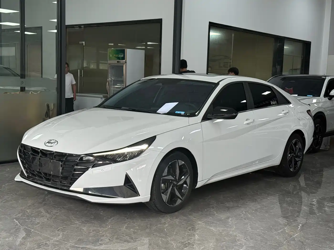 Hyundai Elantra 2022