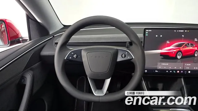 Tesla Model Y 2025