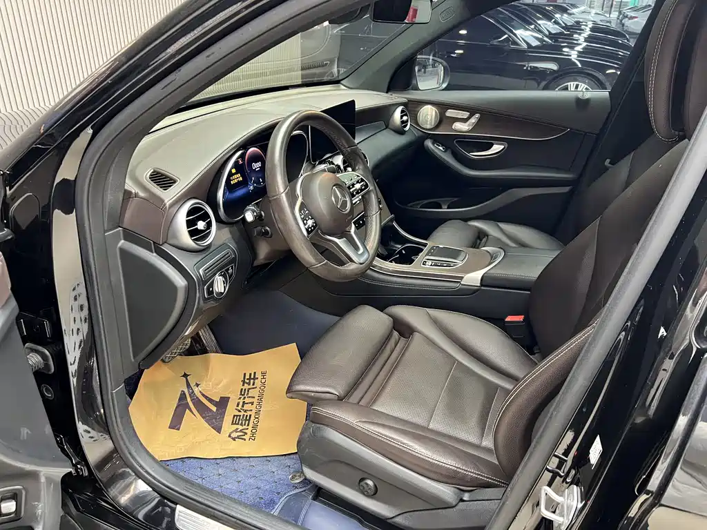 Mercedes-Benz GLC 2022