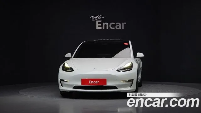 Tesla Model 3 2021