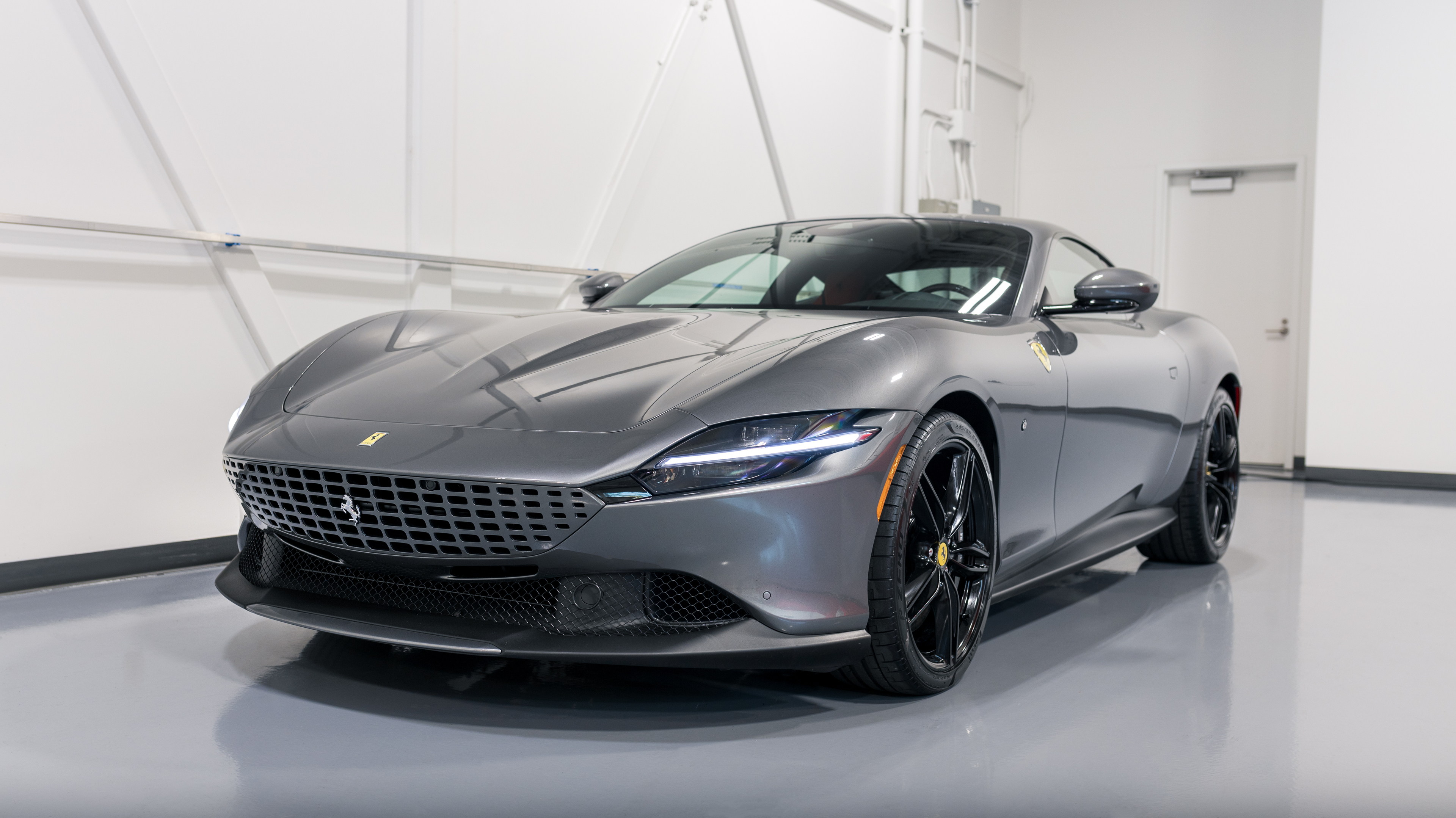 Ferrari Roma 2024