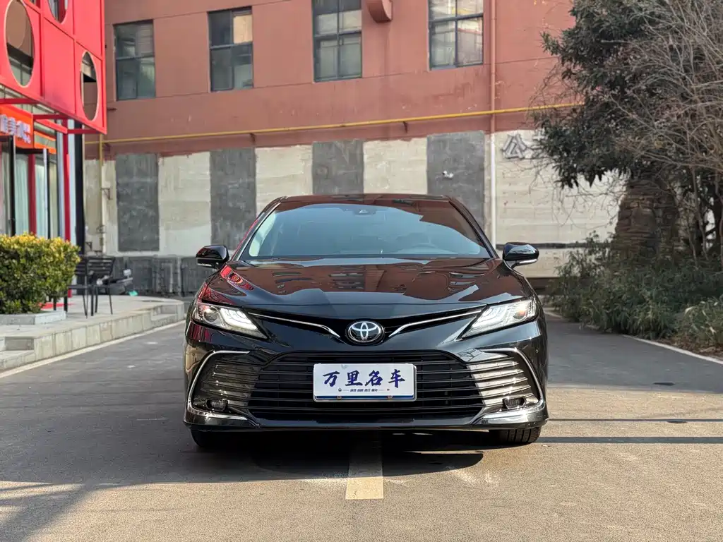 Toyota Camry 2023