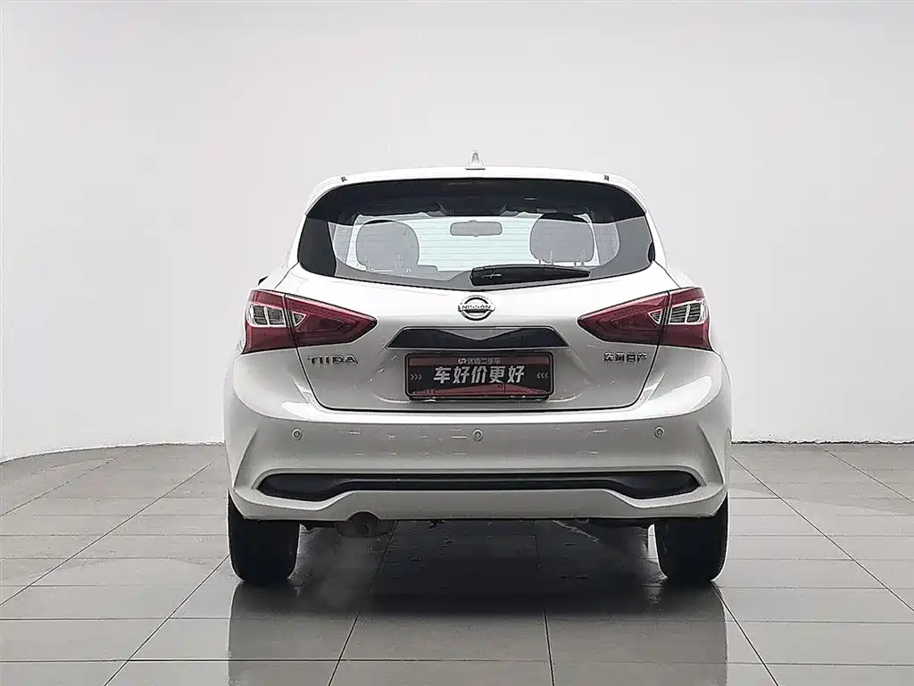 Nissan Tiida 2023