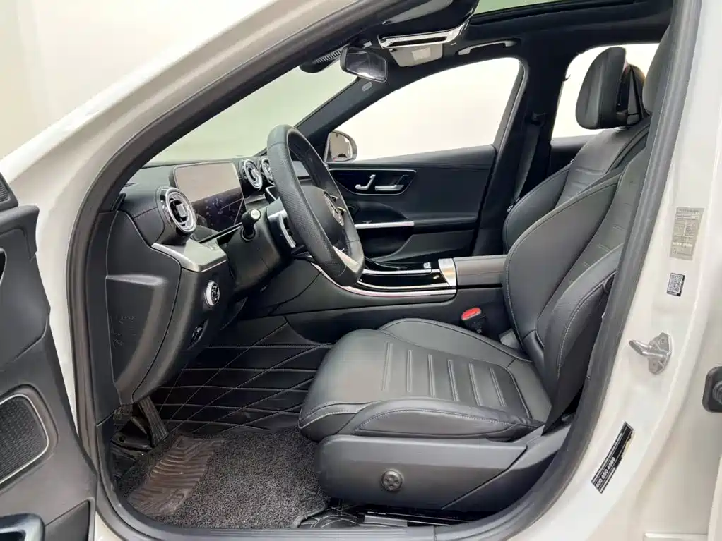 Mercedes-Benz C-Класс 2023