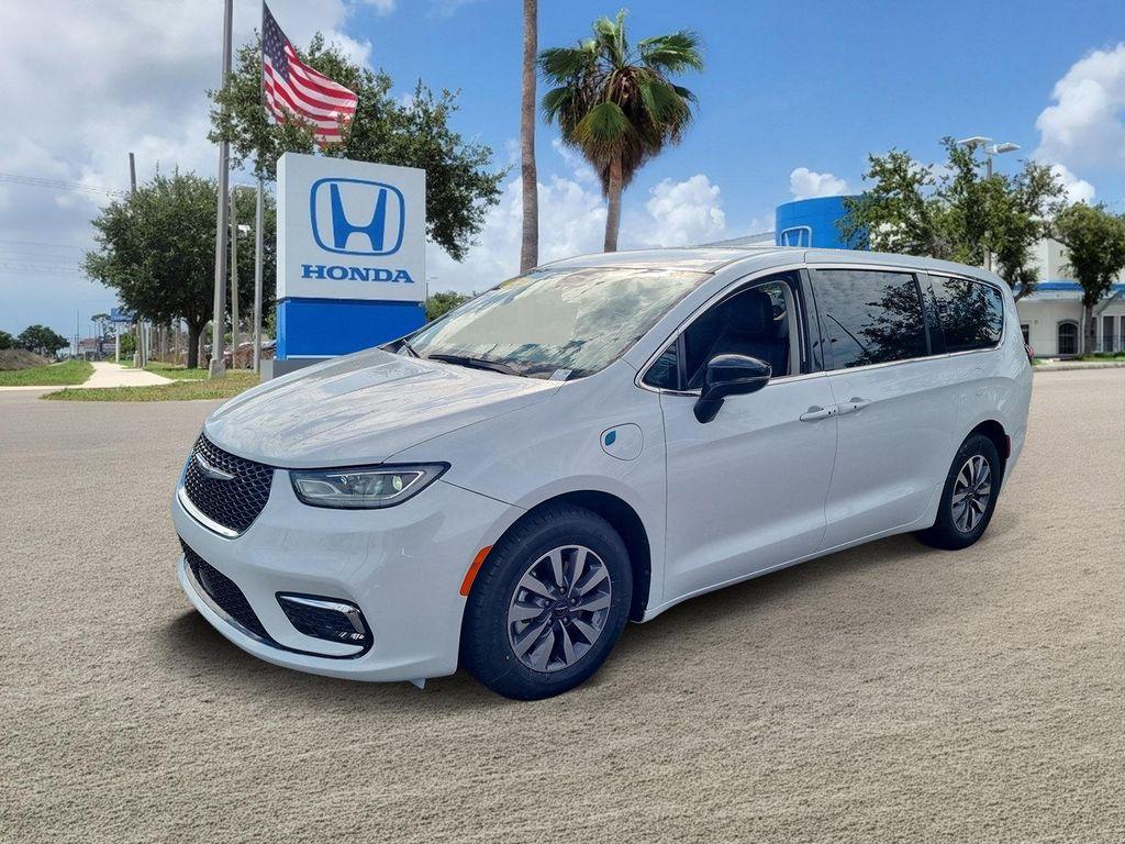 Chrysler Pacifica 2024