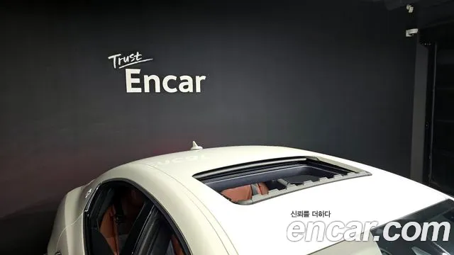Maserati Ghibli 2020