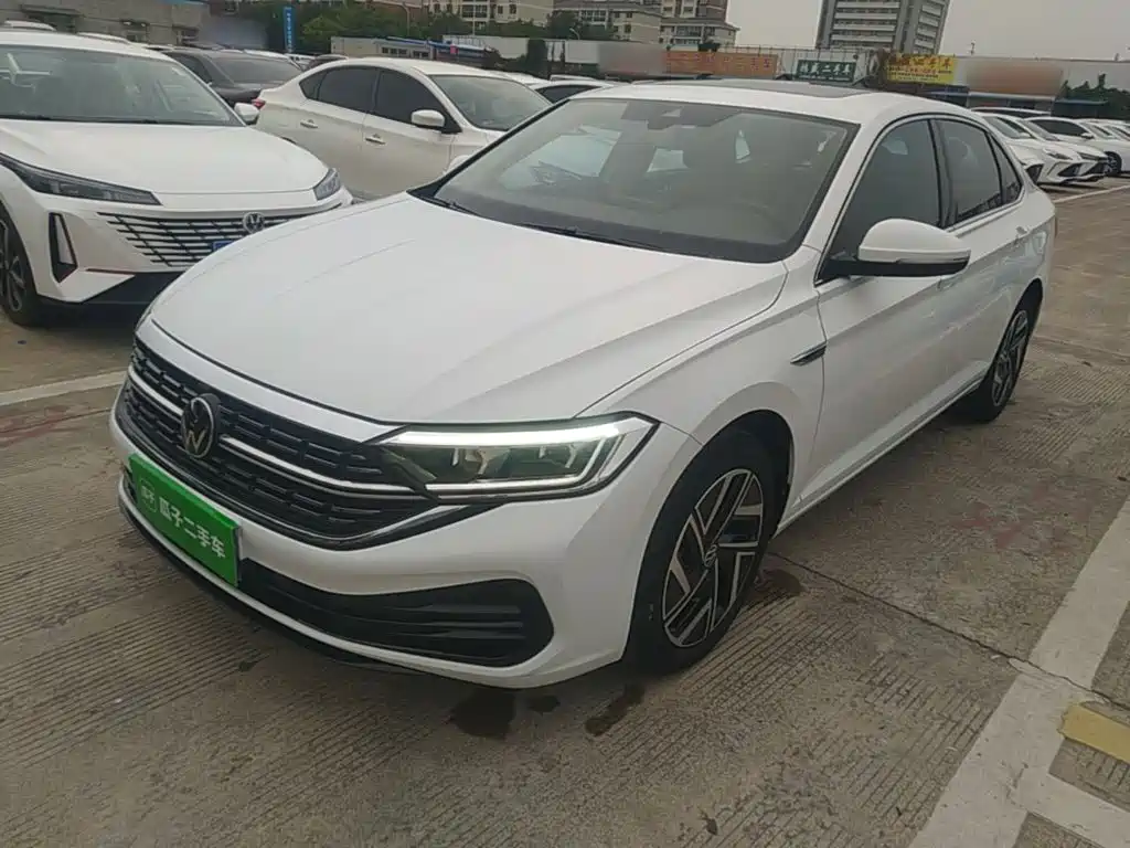 Volkswagen Sagitar 2023