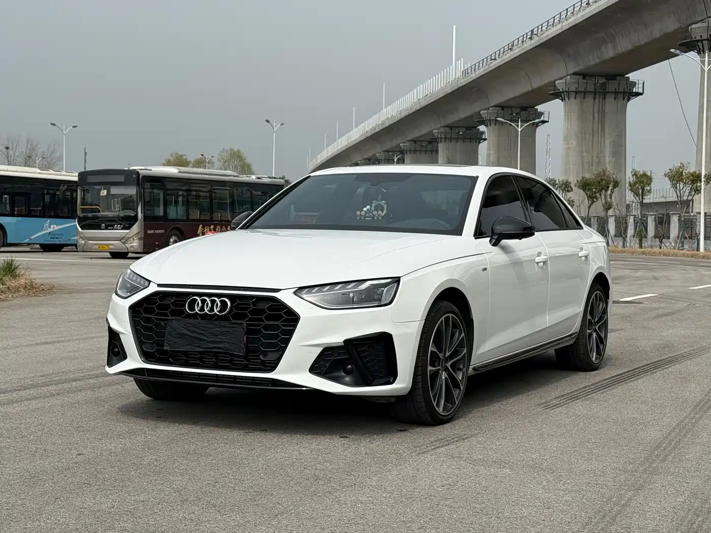 Audi A4 2025