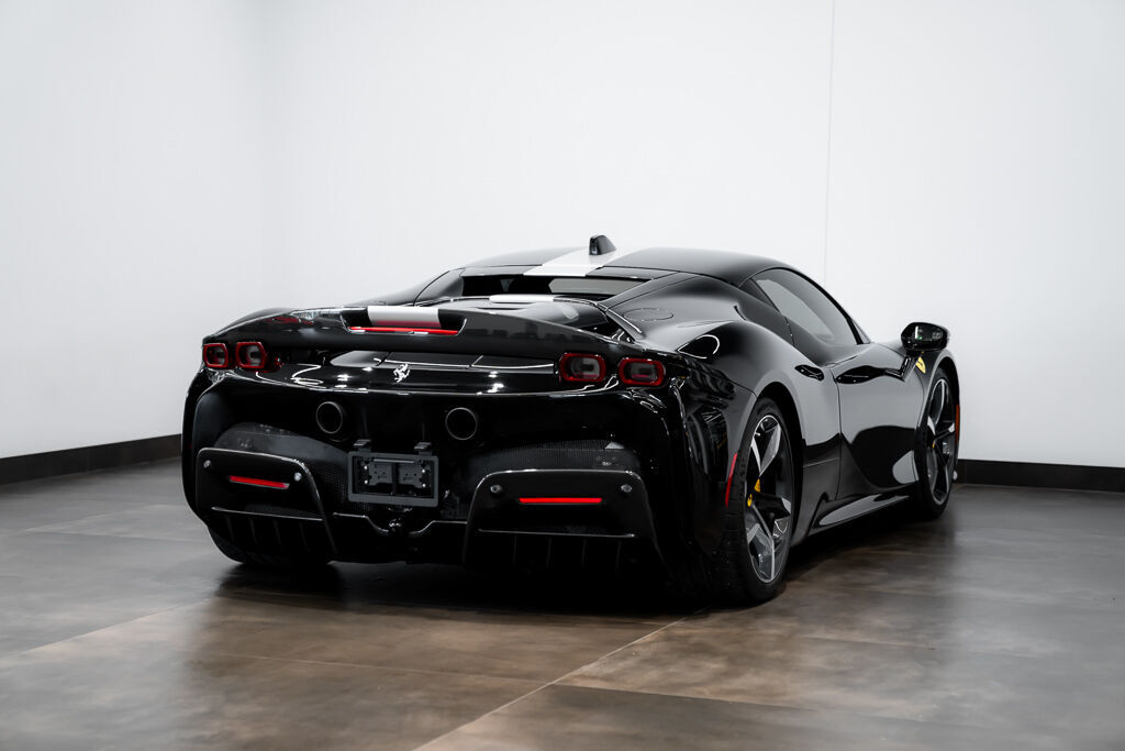 Ferrari SF90 2021