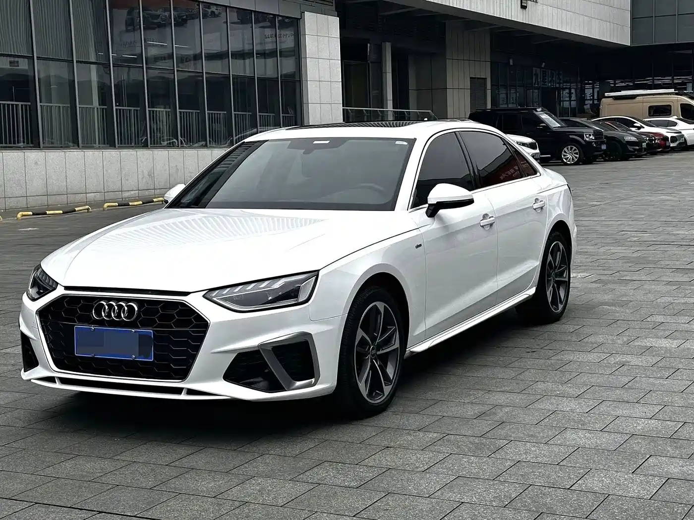 Audi A4 2024