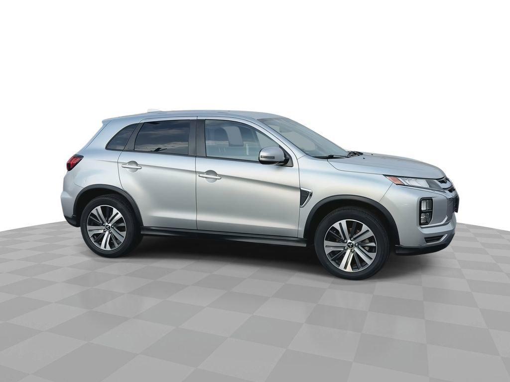 Mitsubishi Outlander Sport 2021