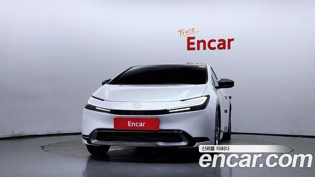 Toyota Prius 2024