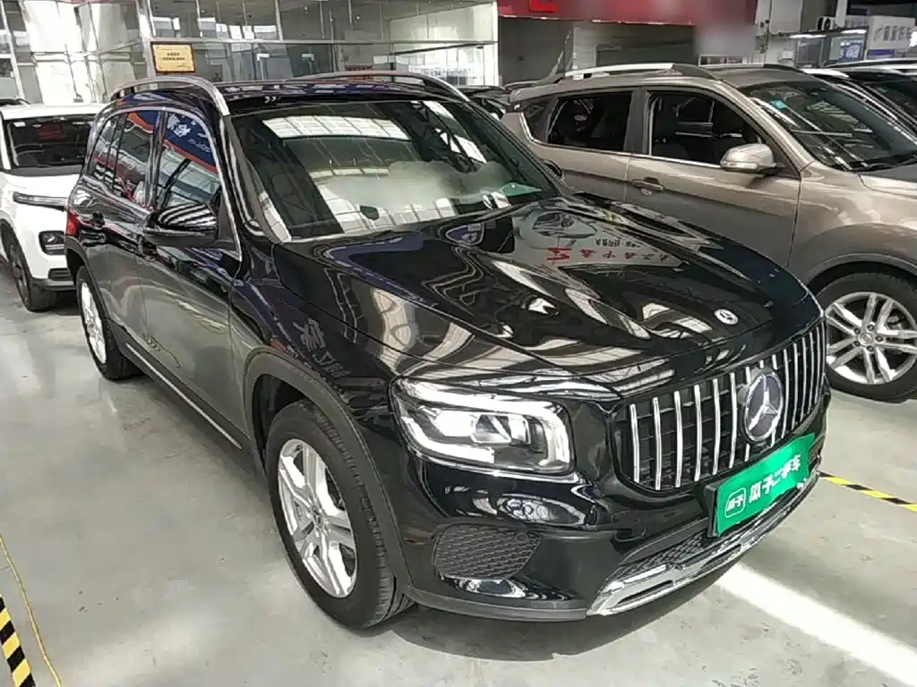 Mercedes-Benz GLB 2022