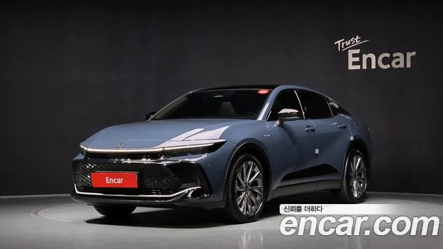 Toyota Crown 2025