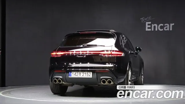 Porsche Macan 2023