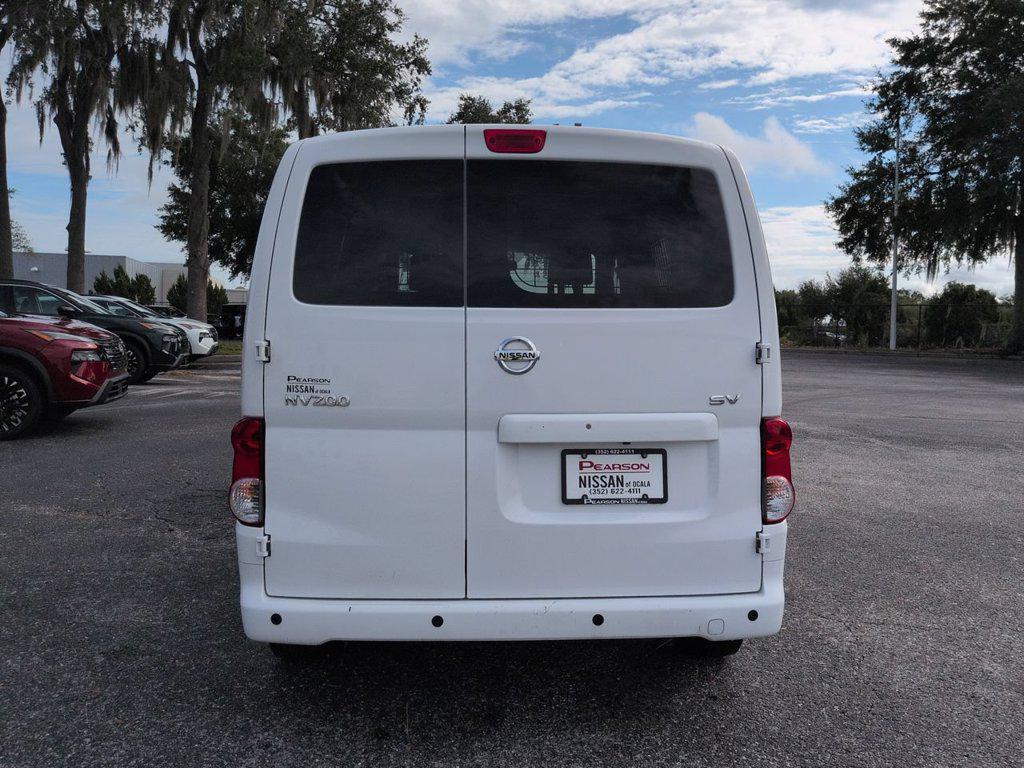 Nissan NV200 2021