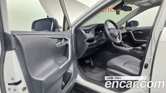 Toyota RAV4 2021