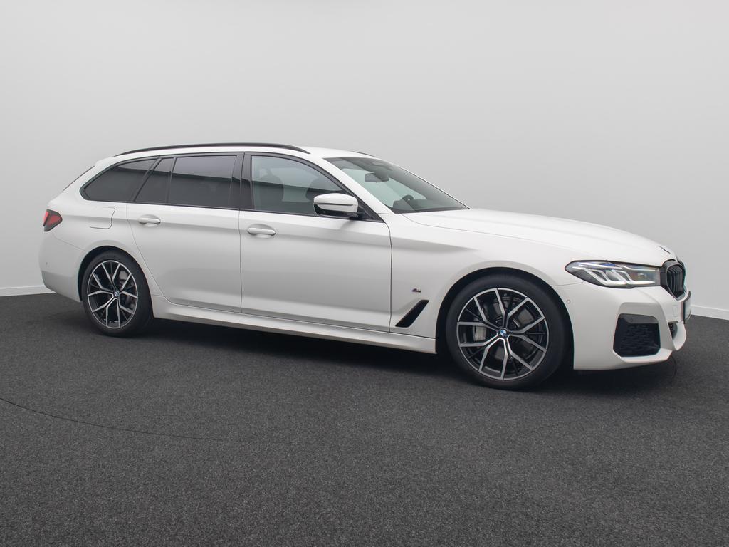 BMW 530 2023