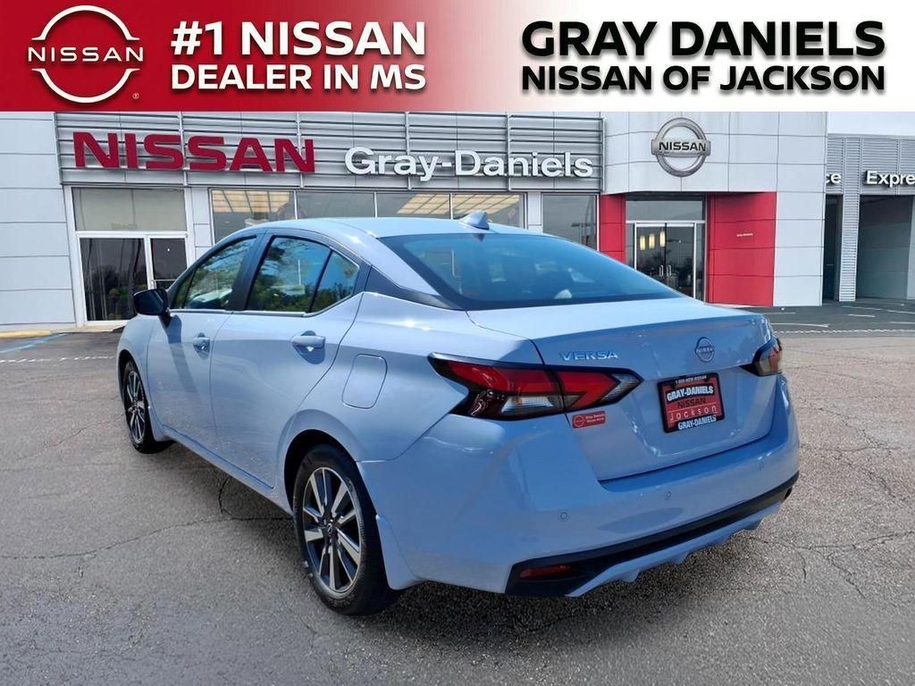 Nissan Versa 2025