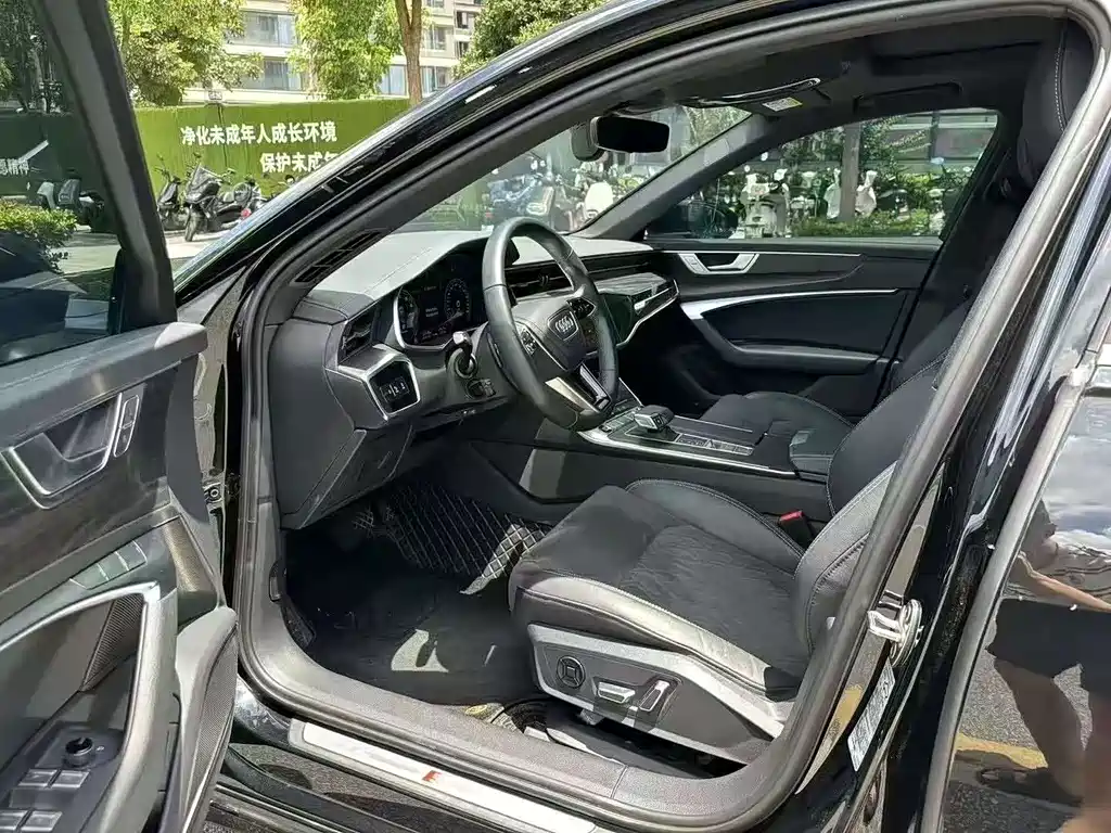 Audi A6 2024