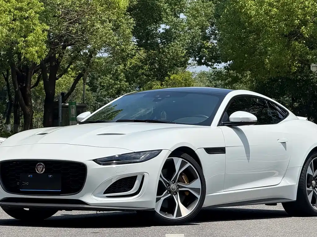 Jaguar F-Type 2021