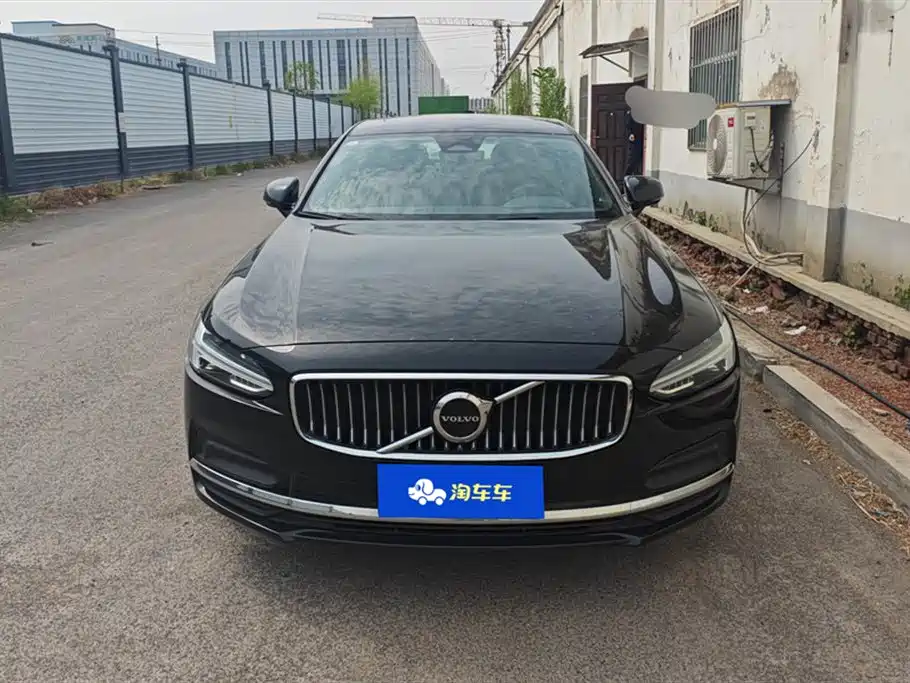 Volvo S90 2023