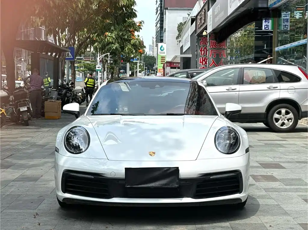 Porsche 911 2020