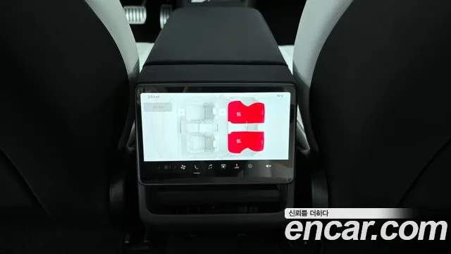 Tesla Model 3 2025