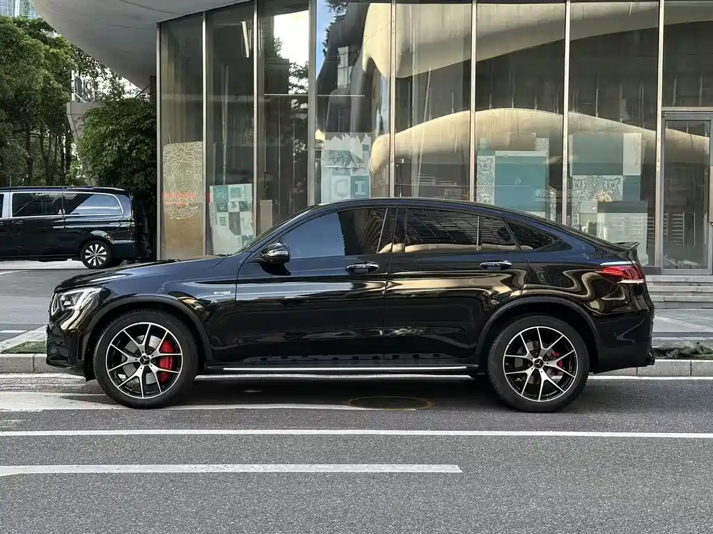 Mercedes-Benz GLC AMG 2022