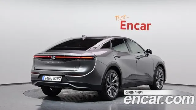 Toyota Crown 2024