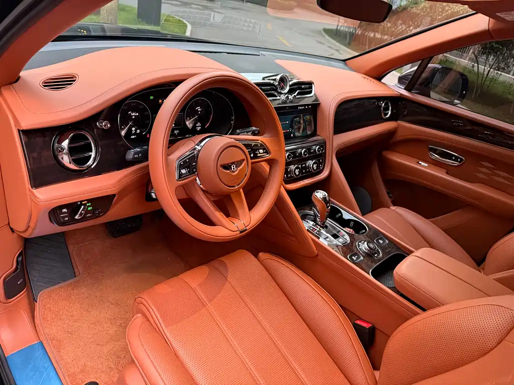 Bentley Bentayga 2023