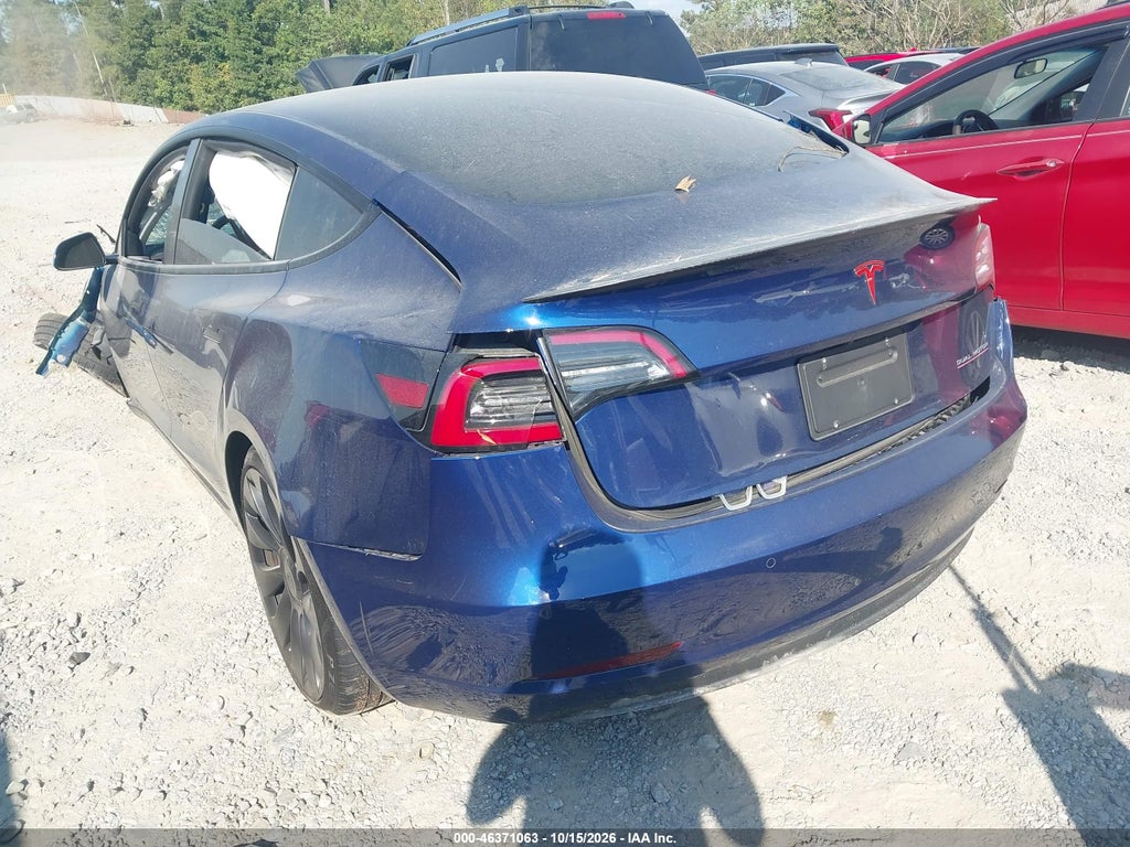 Tesla Model 3 2022