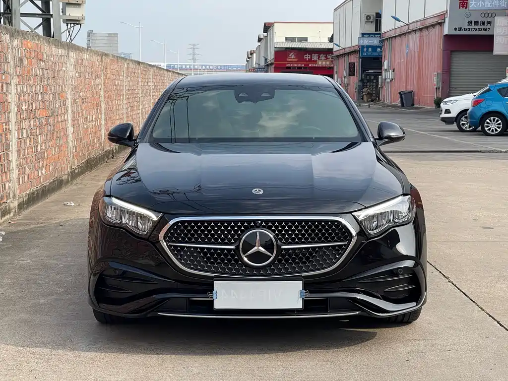 Mercedes-Benz E-Класс 2024