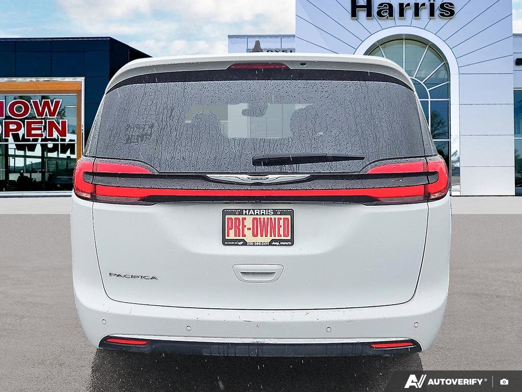 Chrysler Pacifica 2024