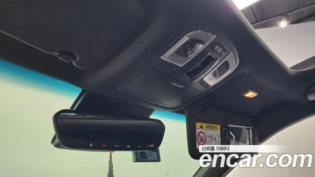 Hyundai Veloster 2021