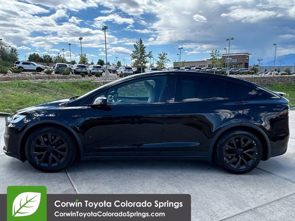 Tesla Model X 2022